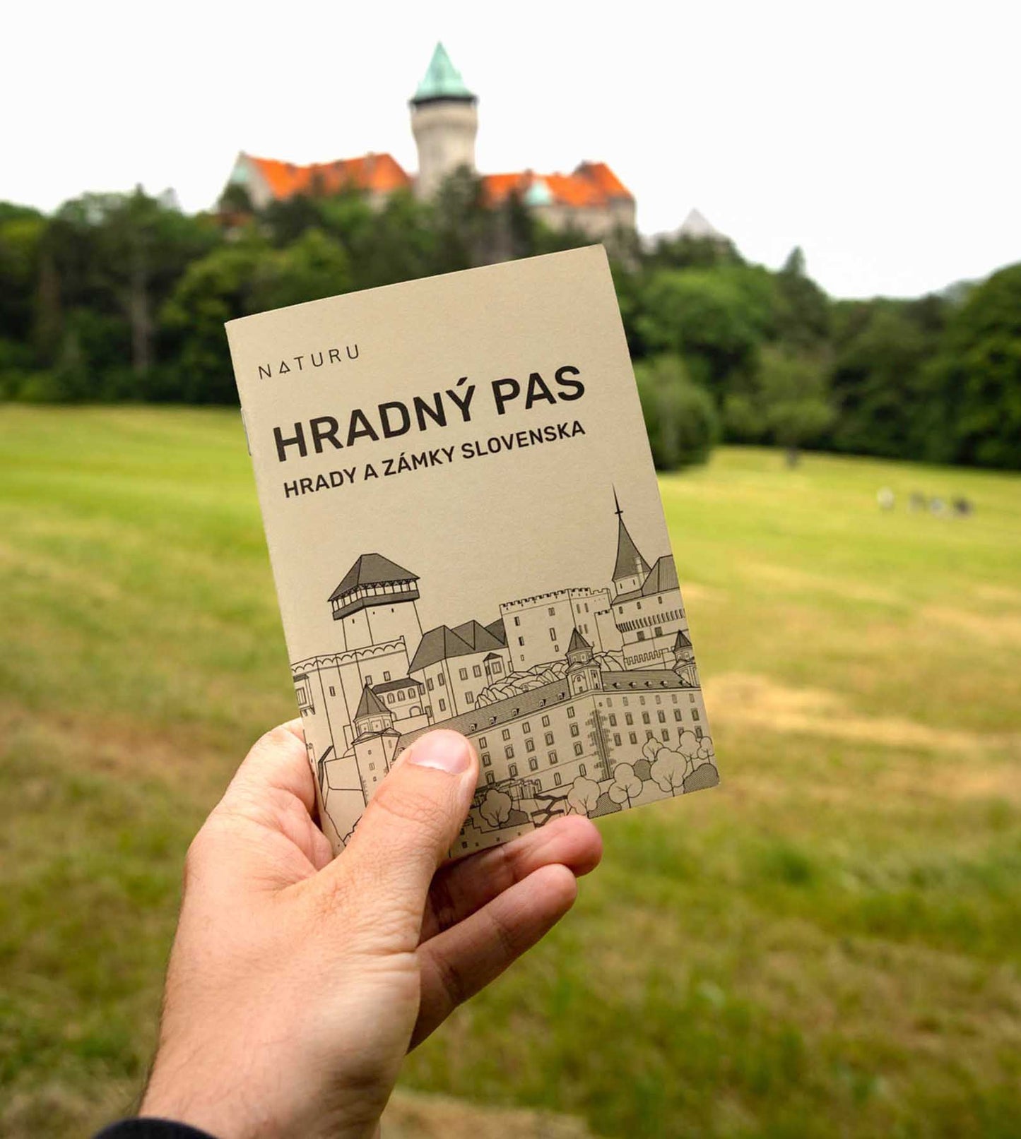 Hradný pas