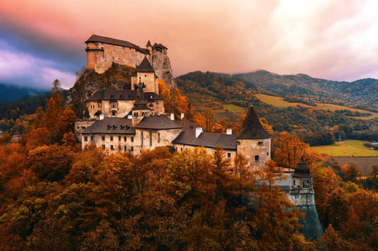Týchto 10 najkrajších hradov a zámkov na Slovensku sa oplatí navštíviť